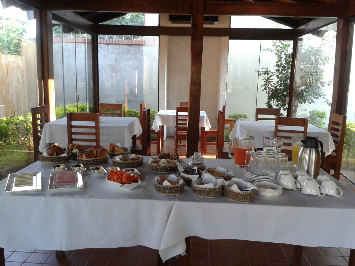 Roboré Hotel Mami Vilma מראה חיצוני תמונה
